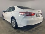 Used 2020 Toyota Camry LE image 5