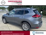 Used 2017 Nissan Rogue SV w/ SV Premium Package image 3