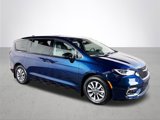 New 2025 Chrysler Pacifica Select image 5