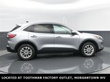 Used 2021 Ford Escape SE image 3