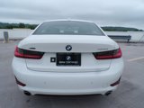 Certified 2022 BMW 330i xDrive Sedan w/ Driving Assistance Package image 5