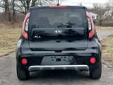 Used 2017 Kia Soul + image 5