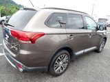 Used 2016 Mitsubishi Outlander SEL image 5
