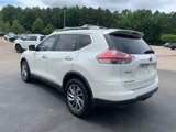 Used 2015 Nissan Rogue SL w/ SL Premium Package image 5
