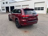 Used 2018 Jeep Grand Cherokee Altitude image 3