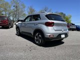 Used 2022 Hyundai Venue SEL w/ Cargo Package image 5