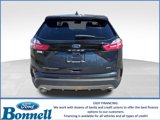 Used 2022 Ford Edge Titanium w/ Equipment Group 301A image 4