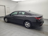 Used 2021 Hyundai Elantra SE image 3