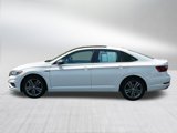 Certified 2021 Volkswagen Jetta R-Line w/ R-Line Cold Weather Package image 4