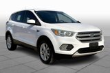 Used 2017 Ford Escape SE image 2