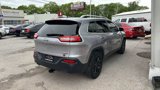 Used 2018 Jeep Cherokee Latitude w/ Cold Weather Group image 5