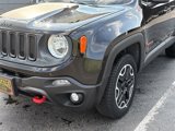 Used 2016 Jeep Renegade Trailhawk w/ Premium Trailhawk Package image 3