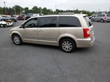 Used 2013 Chrysler Town & Country Touring image 5