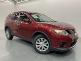 Used 2014 Nissan Rogue S image 2