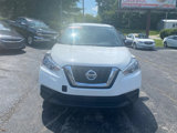 Used 2020 Nissan Kicks S image 3