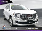 Used 2022 GMC Terrain Denali w/ Denali Premium Package image 2