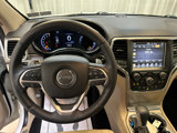 Used 2017 Jeep Grand Cherokee Limited w/ Luxury Group II image 3