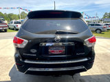 Used 2016 Nissan Pathfinder Platinum w/ Family Entertainment Package image 6