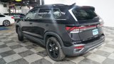 New 2025 Volkswagen Taos SE image 5