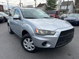 Used 2012 Mitsubishi Outlander ES image 3