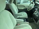 Used 2012 Toyota Sienna LE image 3
