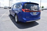 Used 2021 Chrysler Pacifica Limited image 4