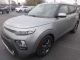 Used 2022 Kia Soul EX image 3
