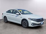 Used 2024 Volkswagen Jetta SEL image 3