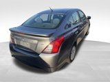 Used 2019 Nissan Versa SV image 4
