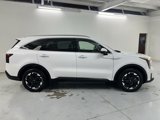 Used 2024 Kia Sorento S image 5