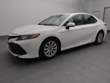 Used 2020 Toyota Camry LE image 2