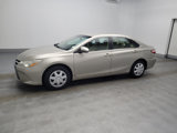 Used 2016 Toyota Camry LE image 2