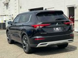 Used 2022 Mitsubishi Outlander SE image 4