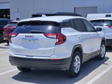 Used 2024 GMC Terrain SLE image 4