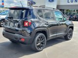 Used 2016 Jeep Renegade Latitude image 5