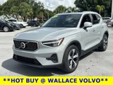 Used 2024 Volvo XC40 B5 Core image 2