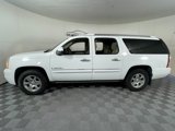 Used 2007 GMC Yukon XL Denali image 3