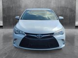 Used 2017 Toyota Camry SE image 2
