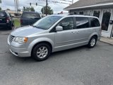 Used 2010 Chrysler Town & Country Touring image 2