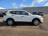 Used 2018 Nissan Rogue S image 4