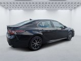 Used 2022 Toyota Camry SE image 4