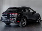 Certified 2024 Porsche Macan image 5