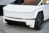 Used 2024 Tesla Cybertruck AWD Crew Cab image 5