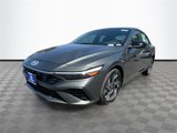New 2025 Hyundai Elantra SEL image 3