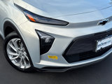 Used 2022 Chevrolet Bolt EUV LT w/ Driver Confidence Package image 3