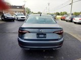 Used 2019 Volkswagen Jetta SEL Premium image 4