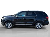 Used 2017 Ford Explorer XLT w/ Equipment Group 202A image 2