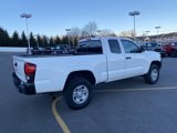 Used 2022 Toyota Tacoma SR image 5