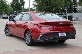 Used 2024 Hyundai Elantra SEL image 2