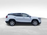 Used 2024 GMC Terrain SLE image 6